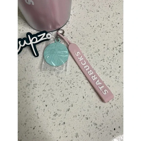 *Sold Out* Starbucks Pink & Green Plastic Tumbler w/Keychain, China - Picture 3 of 8